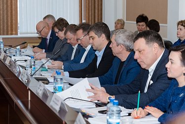 116 поправок ко второму чтению бюджета